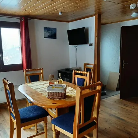 Chalet Dans Le Les Gorges De La Faraz *